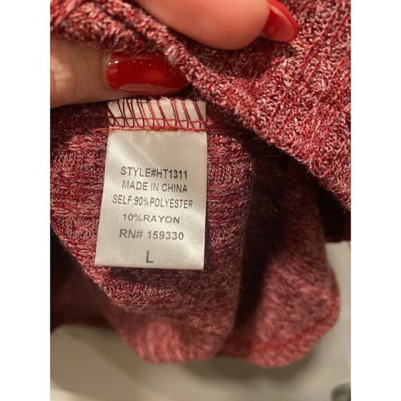 Heyson Red V-Neck Boutique Top – L Fits XL – NWT - Picture 5 of 7